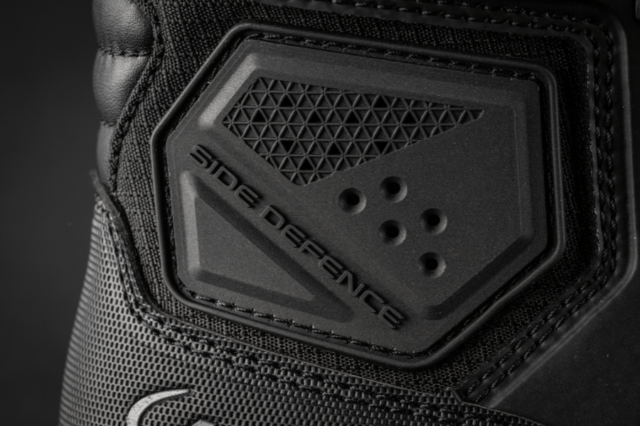 Aku Sentinel Gtx 8 inch waterproof boot