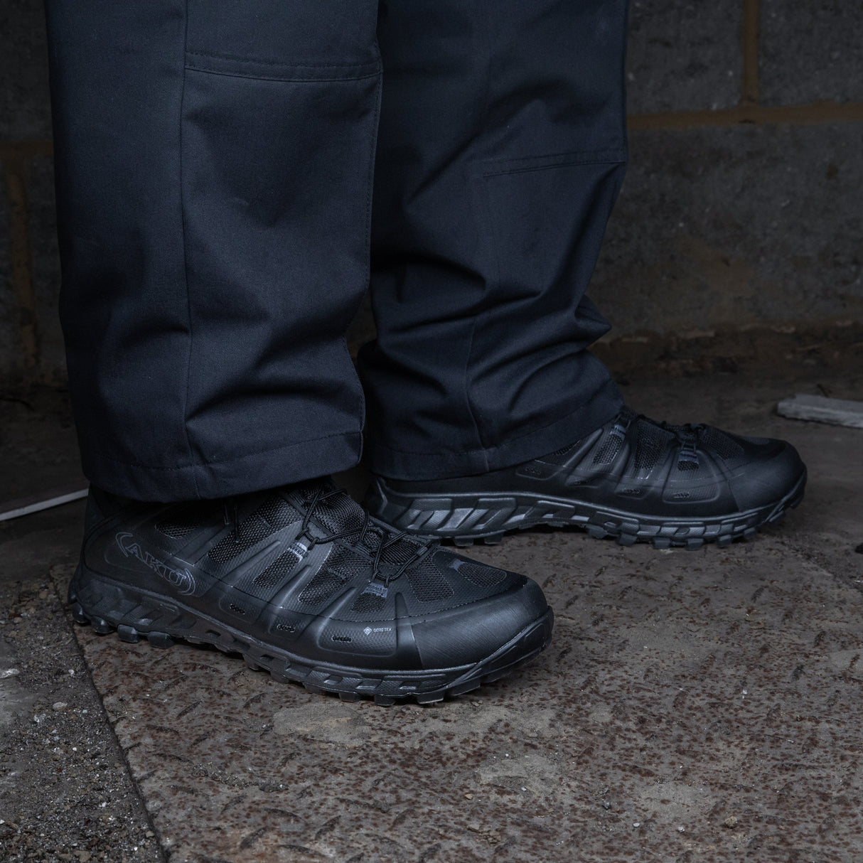 AKU Boots AKU SELVATICA TACTICAL Mid GTX Black