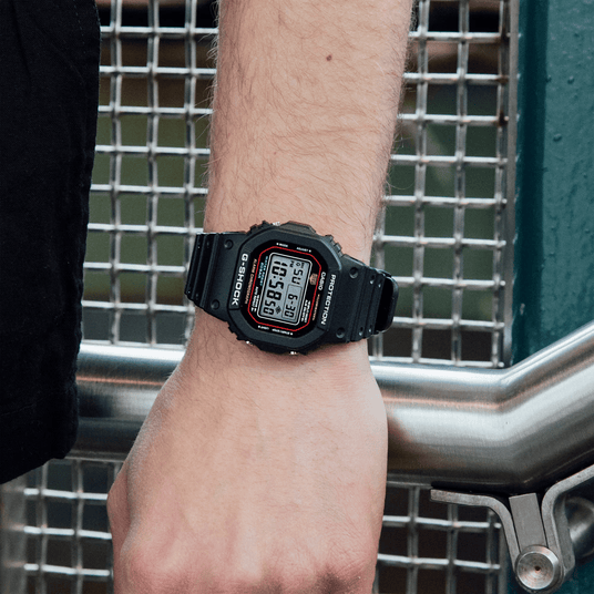 g-shock-dw-5600rl-1er-classic-square-watch