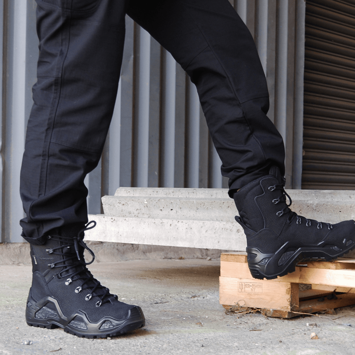 Lowa Boots Lowa Z-8N GTX C Black