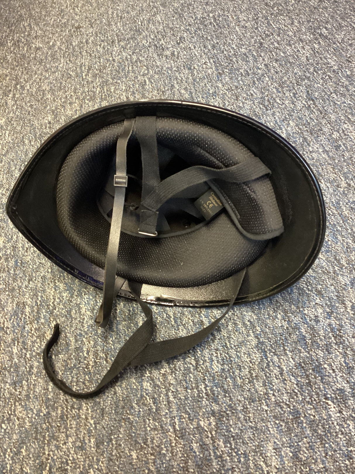 Police Surplus Police Uniform Police Custodian Helmet, Coxcomb Top, EN 397 1995 (Used – Grade A)