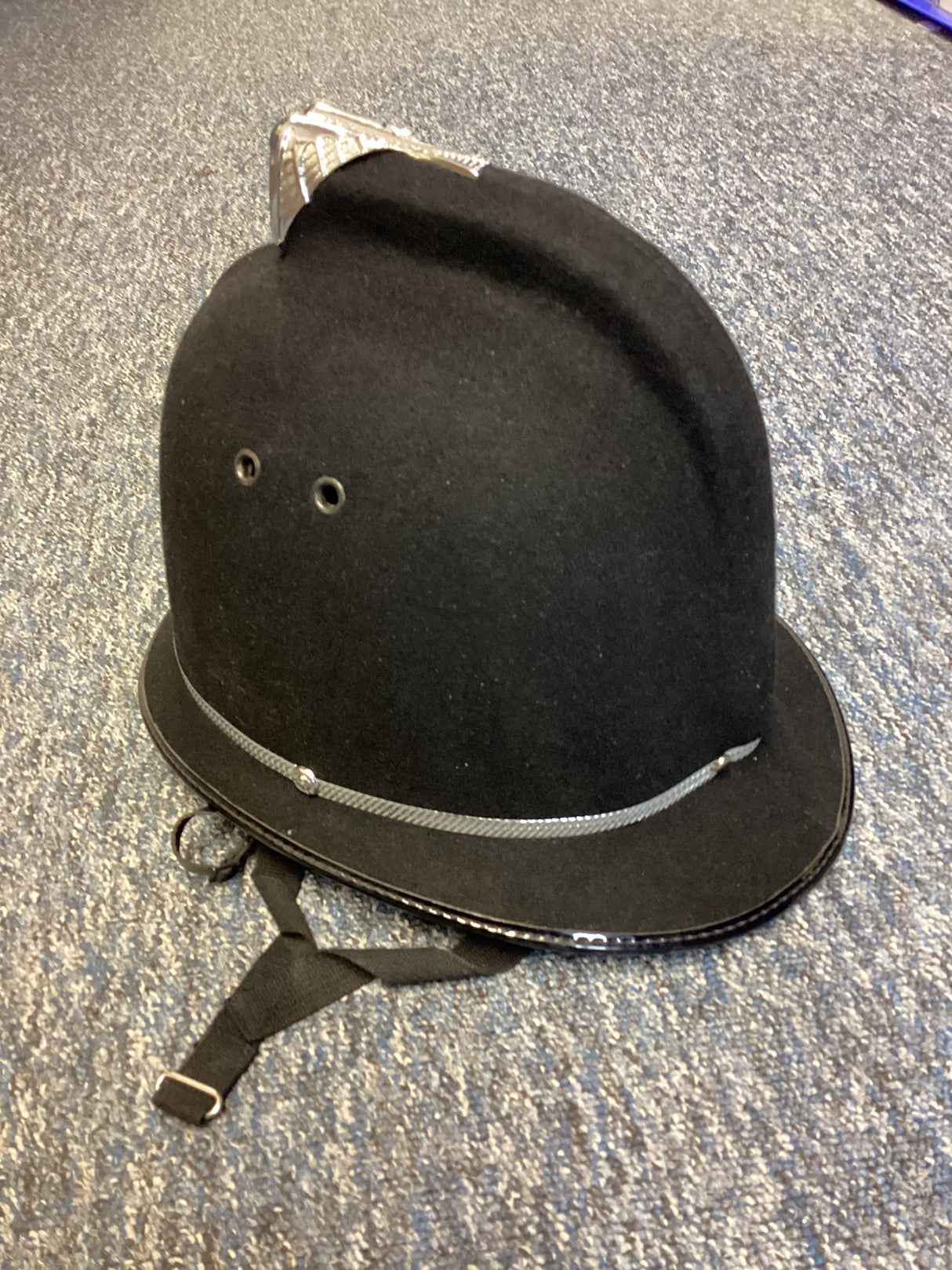 Police Surplus Police Uniform Police Custodian Helmet, Coxcomb Top, EN 397 1995 (Used – Grade A)