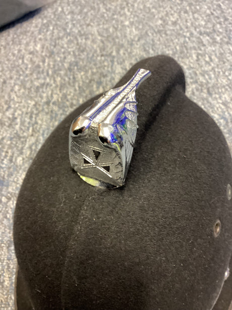 Police Surplus Police Uniform Police Custodian Helmet, Coxcomb Top, EN 397 1995 (Used – Grade A)